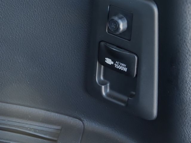 TOYOTA ALPHARD hybrid 4WD 2021