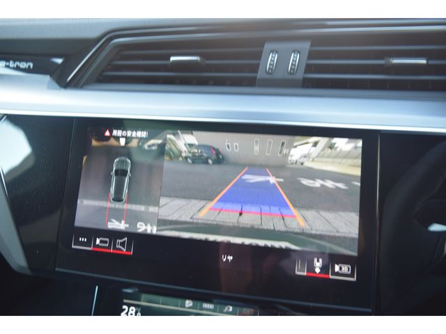 AUDI AUDI Q8 e-tron 2024