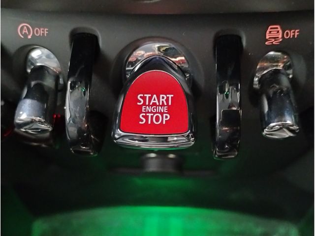 BMW MINI COOPER D CROSSOVER 2021