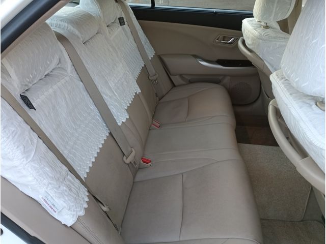 TOYOTA CROWN sedan 4WD 2010