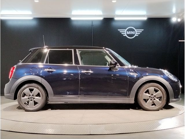 BMW MINI COOPER D 5DOOR 2023