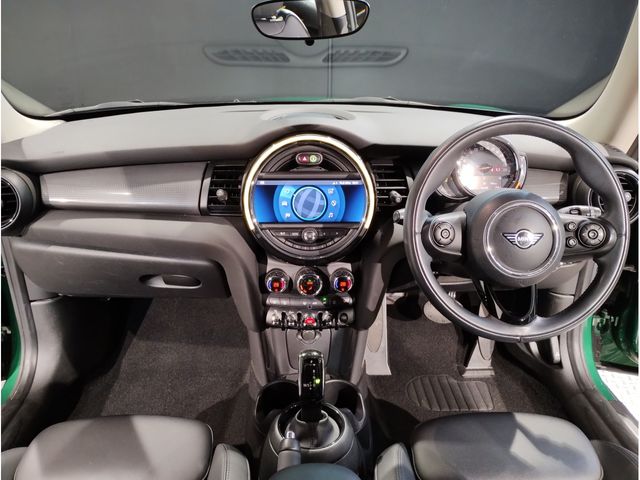 BMW MINI COOPER D 2020