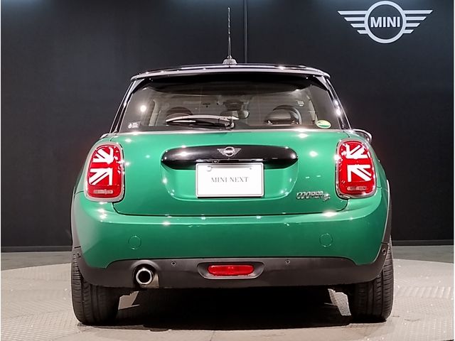 BMW MINI COOPER D 2020