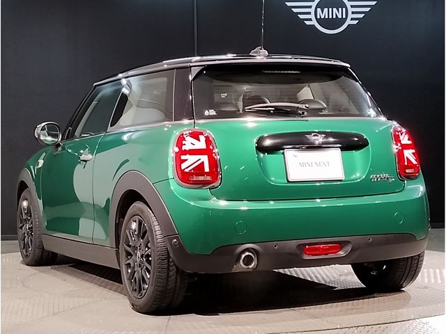 BMW MINI COOPER D 2020