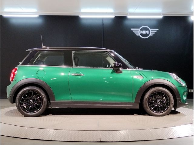 BMW MINI COOPER D 2020