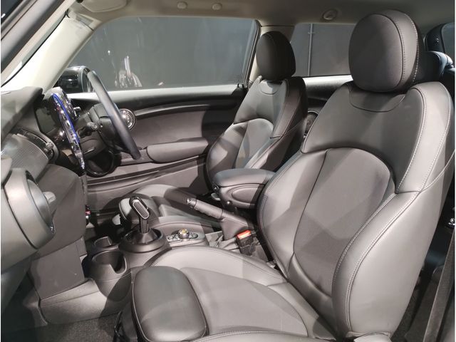 BMW MINI COOPER D 2020