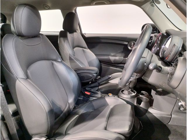 BMW MINI COOPER D 2020