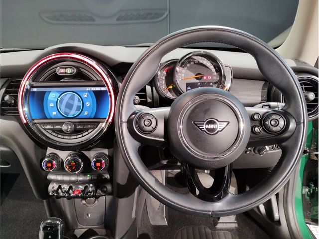 BMW MINI COOPER D 2020