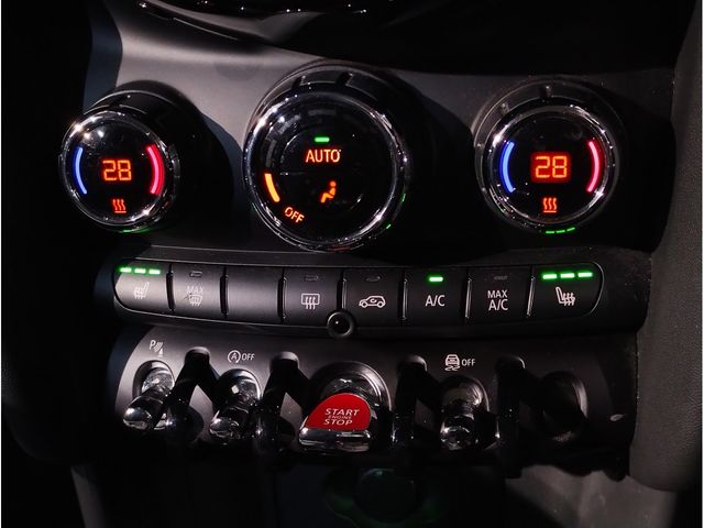 BMW MINI COOPER D 2020