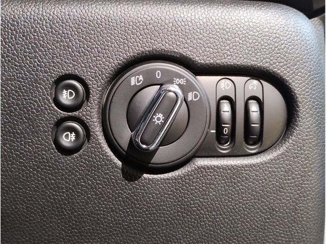 BMW MINI COOPER D 2020