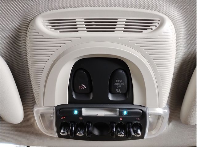 BMW MINI COOPER D 2024