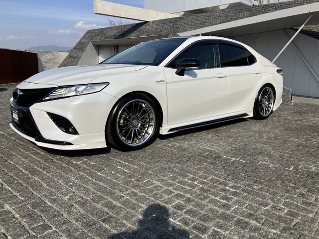 TOYOTA CAMRY HYBRID 2020