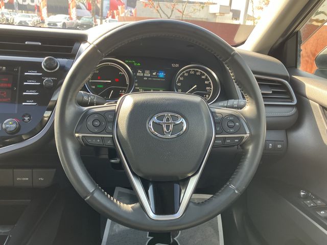 TOYOTA CAMRY HYBRID 2020