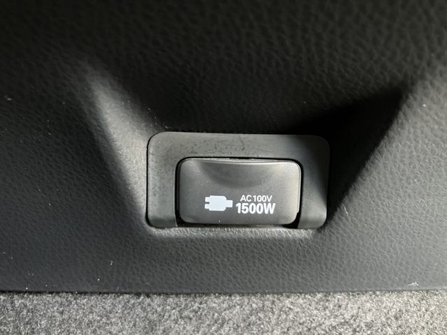 TOYOTA CAMRY HYBRID 2020