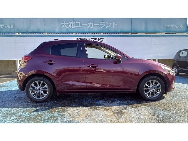 MAZDA DEMIO 2018