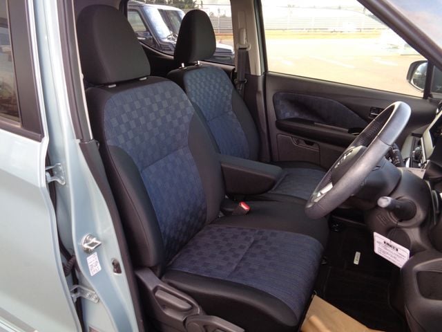 NISSAN DAYZ 4WD 2021