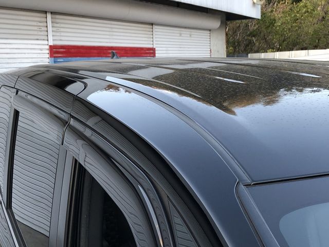 TOYOTA VOXY HYBRID 2022