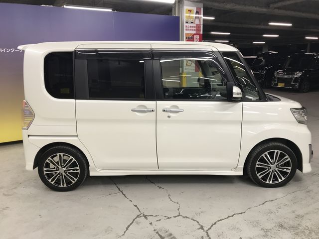 DAIHATSU TANTO CUSTOM 2015