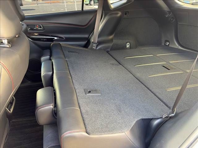 TOYOTA HARRIER 4WD 2017