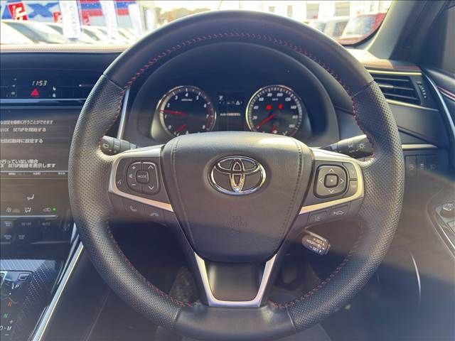 TOYOTA HARRIER 4WD 2017