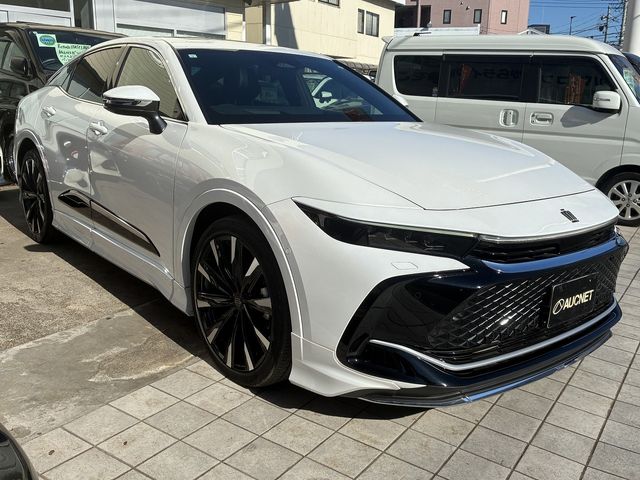 TOYOTA CROWN CROSSOVER 2023