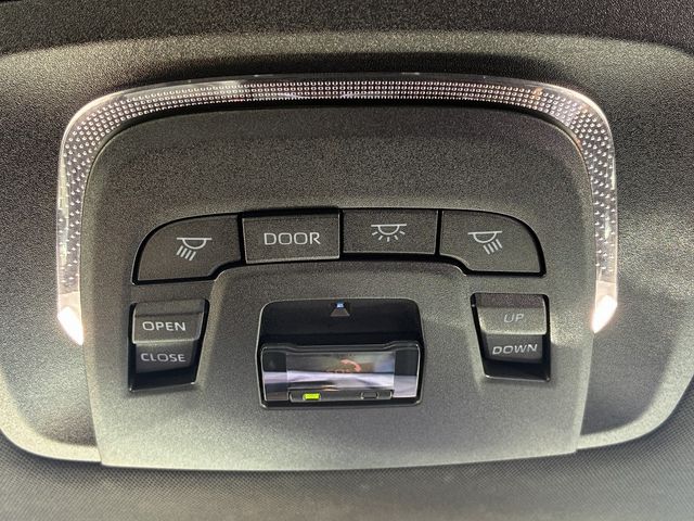 TOYOTA CROWN CROSSOVER 2023