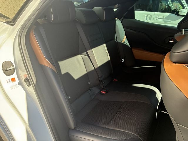 TOYOTA CROWN CROSSOVER 2023