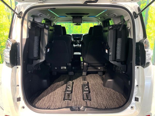 TOYOTA VELLFIRE 2016