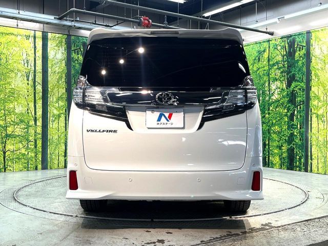 TOYOTA VELLFIRE 2016
