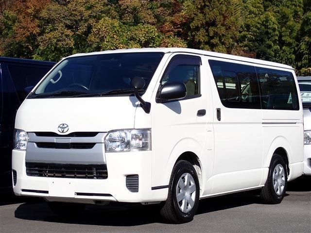 TOYOTA HIACE van 1.2t 2WD 2018