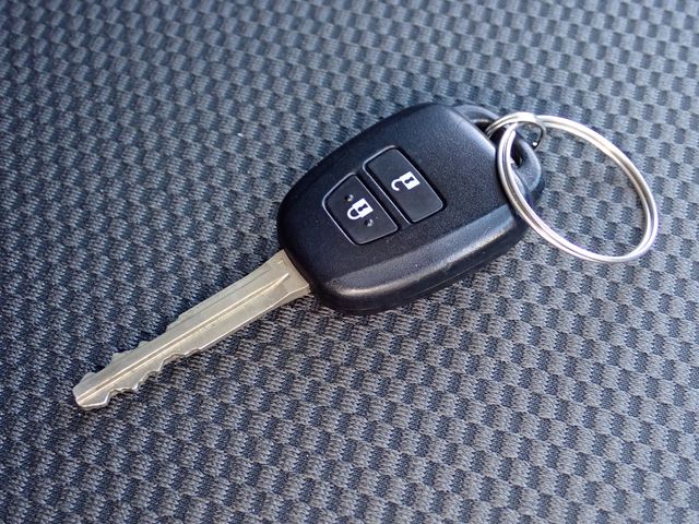 TOYOTA HIACE van 1.2t 2WD 2018