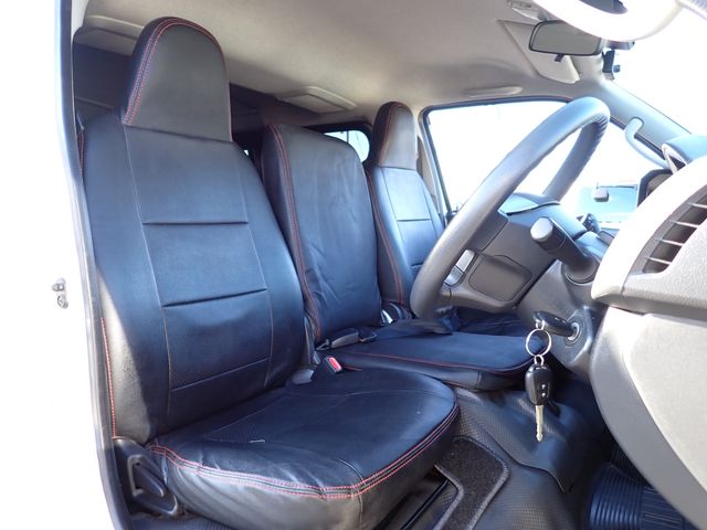 TOYOTA HIACE van 1.2t 2WD 2021