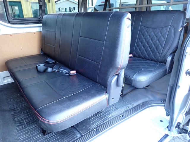 TOYOTA HIACE van 1.2t 2WD 2021