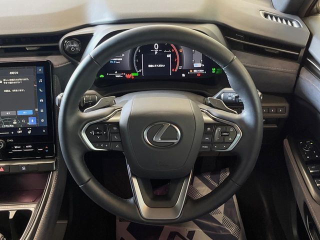 TOYOTA LEXUS LBX 2024