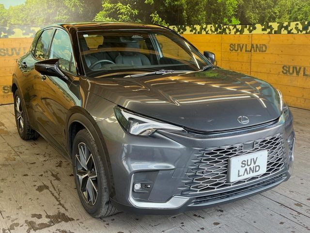 TOYOTA LEXUS LBX 2024