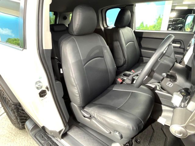 TOYOTA FJ CRUISER 4WD 2011