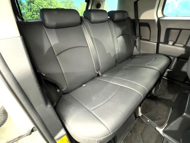 TOYOTA FJ CRUISER 4WD 2011