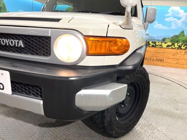 TOYOTA FJ CRUISER 4WD 2011