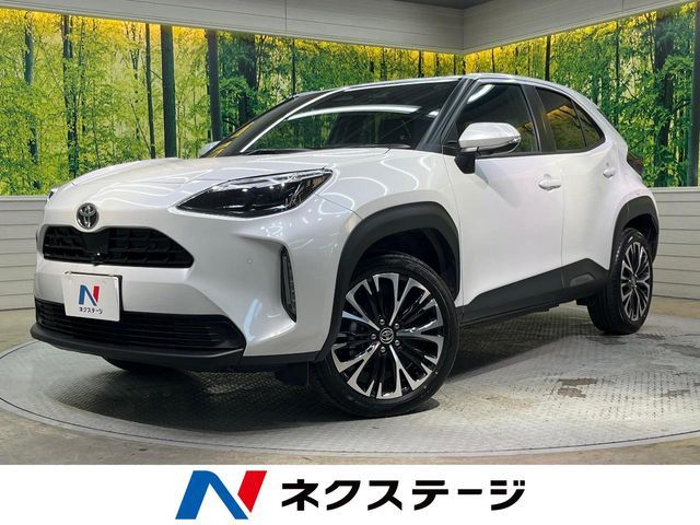 TOYOTA YARIS CROSS HYBRID 2025