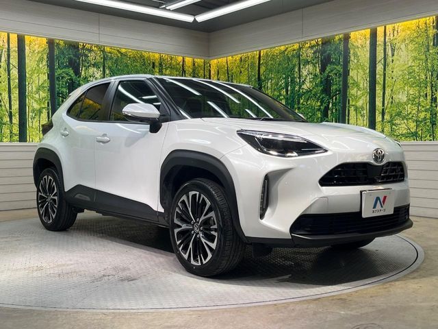 TOYOTA YARIS CROSS HYBRID 2025