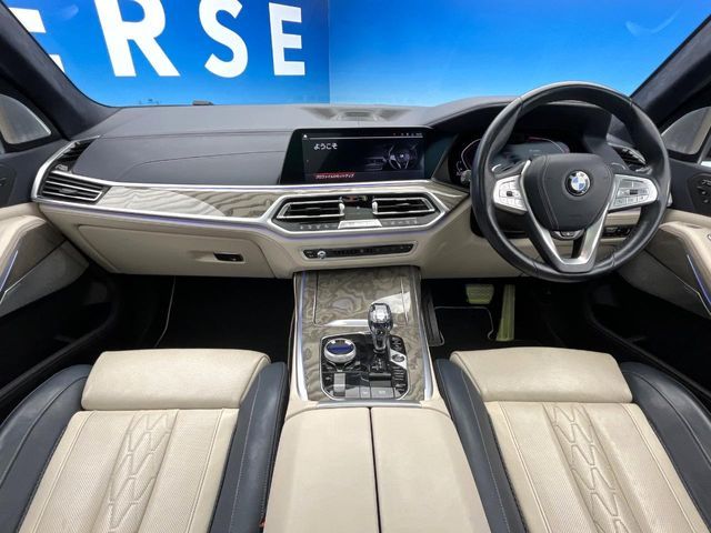 BMW BMW X7 2020