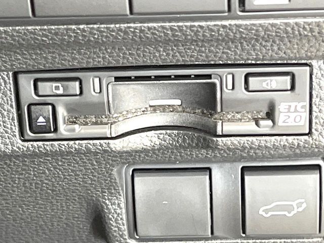 TOYOTA COROLLA CROSS HYBRID 2024