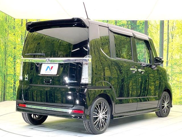 HONDA N BOX CUSTOM 2017