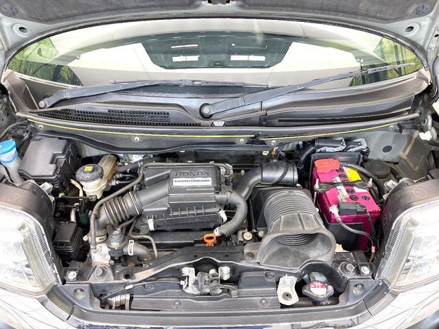 HONDA N BOX CUSTOM 2017