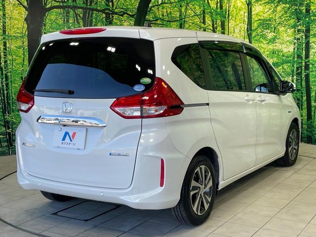 HONDA FREED HYBRID 2020