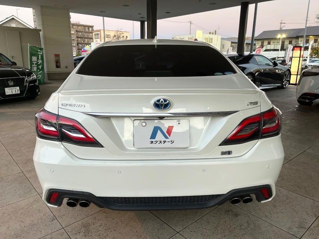 TOYOTA CROWN sedan hybrid 2019