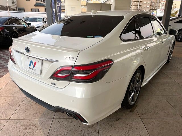 TOYOTA CROWN sedan hybrid 2019