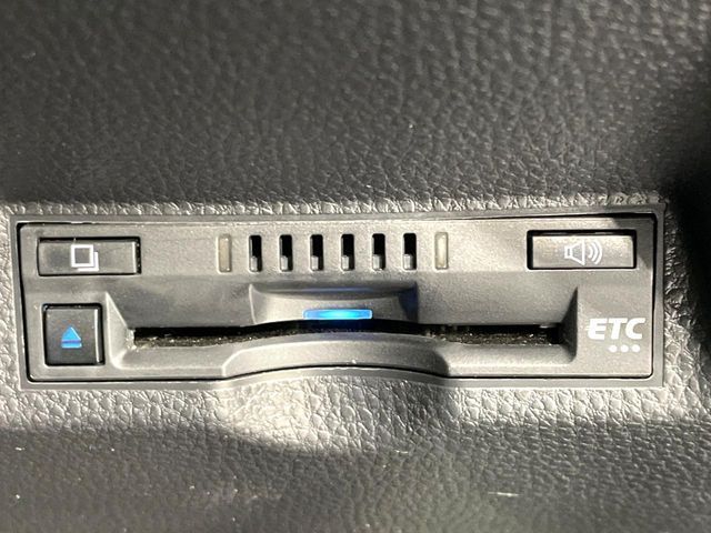 TOYOTA YARIS CROSS HYBRID 2023