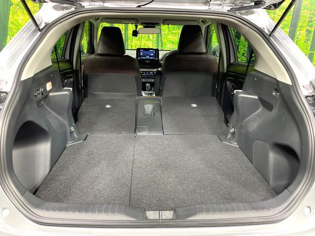 TOYOTA YARIS CROSS HYBRID 2023