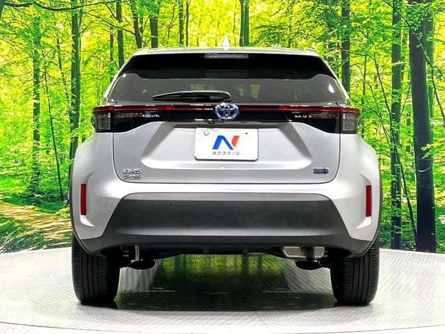 TOYOTA YARIS CROSS HYBRID 2023